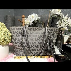 Authentic Michael Kors tote bag